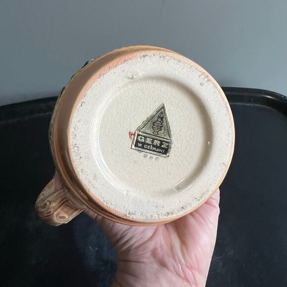 Vtg Gerz Lidded Beer Stein w/Picture of Kissing Couple & Houses - Picture 14 of 14